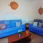 Mila - 3 Bedroom Apartment pool side